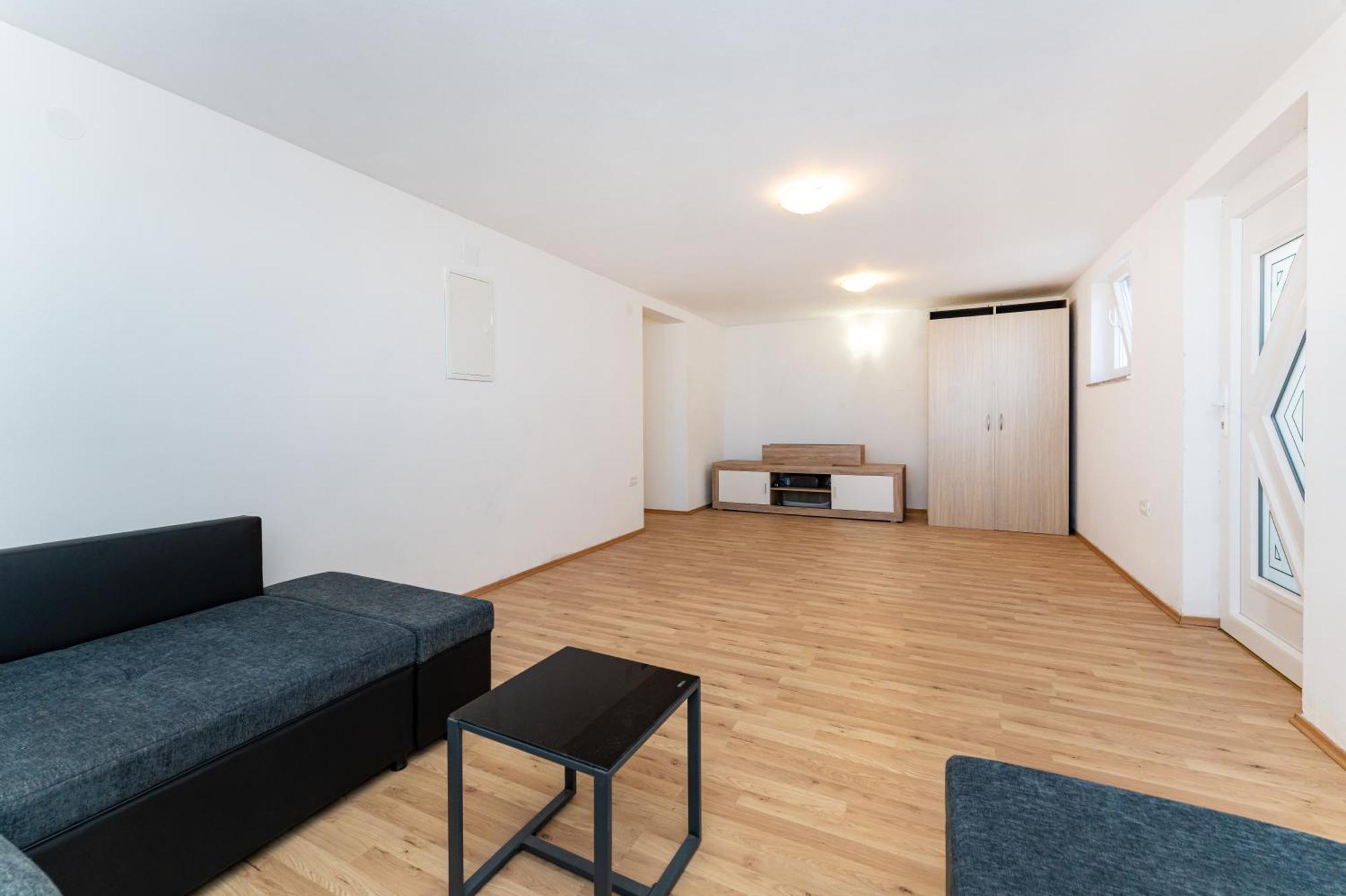 Olive Bridge Villa 마슬레니차 외부 사진